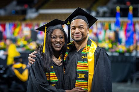 Uwm Graduates Finally Celebrate On Stage And In Person Uwm Report