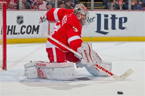 Esab offers welding helmets for all kinds of metal working. Red Wings' Petr Mrazek robs Senators' Mark Stone with ...