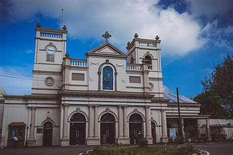 Gereja St Anthony di Kochchikade Sri Lanka Dibom, Sering ...