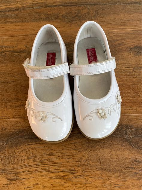 White Patent Leather Mary Jane Shoes Size 9