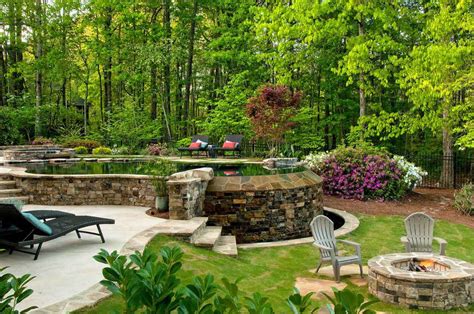 Giving Custom Backyard Pools In Peachtree City The Signature Touch