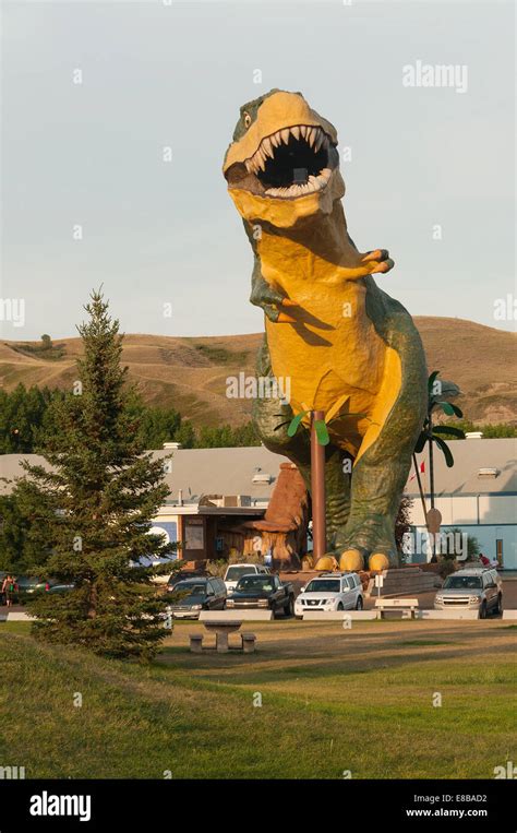 Elk203 6494v Canada Alberta Drumheller Tyrannosaurus Statue Stock
