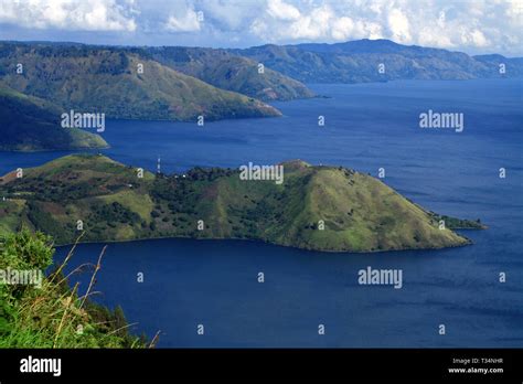 Lake Toba North Sumatra Indonesia Stock Photo Alamy