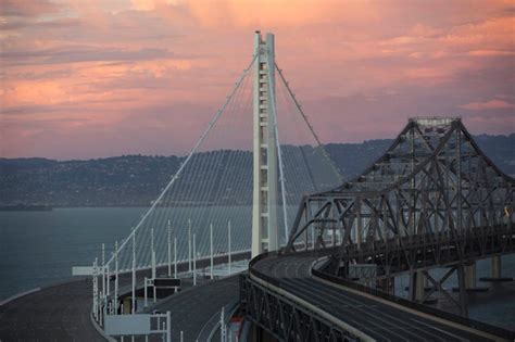 Magnificent Bay Bridge Re Opens But Traffic Isnt Pretty Ny Daily News