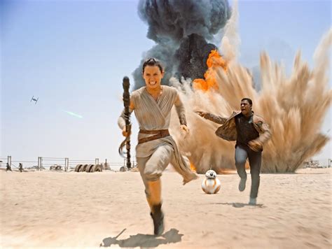 Review Star Wars Returns In Full Force With The Force Awakens