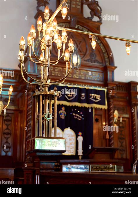Synagogue Interior Canada Hi Res Stock Photography And Images Alamy