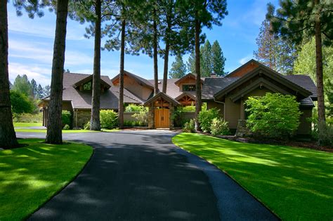 Check out our bend oregon selection for the very best in unique or custom, handmade pieces from our shops. Bend Oregon Luxury Homes - July 2017 Trends