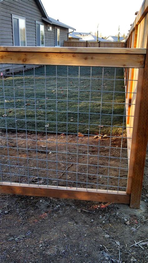 Full Panel Cedar Fence With Galvanized Grid With Images Wood Fence