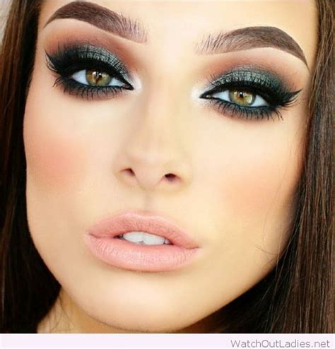 Best Eye Makeup Colors For Green Eyes