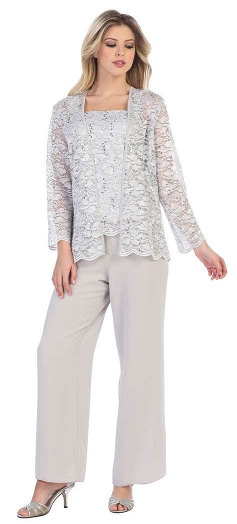 This Simple Pant Suit Comes With A Sleeveless And Lace Accented With