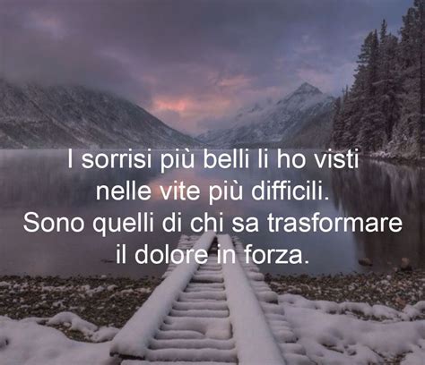 La frase è :ogni cuore spezzato è una nuova possibilità di cadere e rialzarsi come una persona nuova. L'ultimo dei romantici - CalabriaInforma