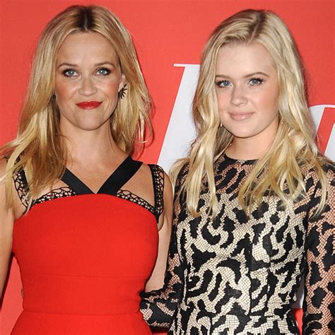 Reese Witherspoons 18 Year Old Daughter Ava Phillippe Will Debut In