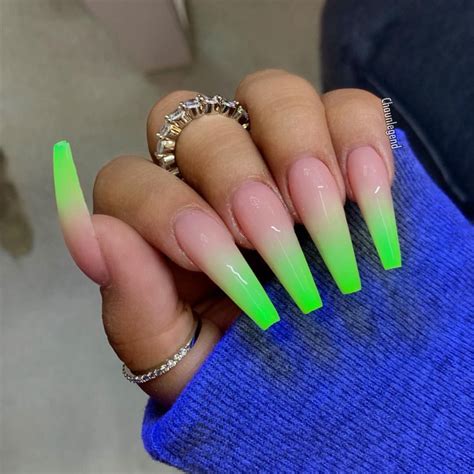 Chaun P 🇰🇭 On Instagram “💚💚💚 Chaunbre Gelpolish Notacrylic” Green Acrylic Nails Ombre