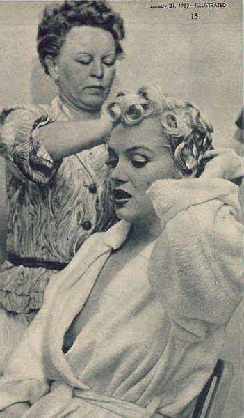 Pin By Giovanna Scott On Marilyn Monroe ♡ Marilyn Vintage Hairstyles Marilyn Monroe