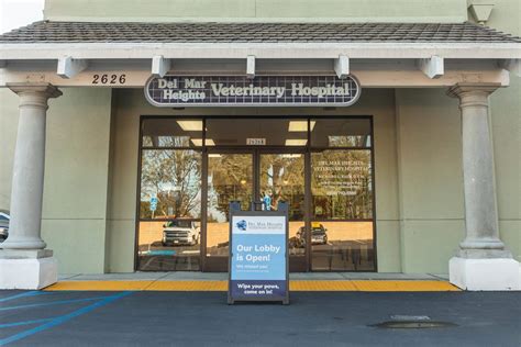 Veterinarian In Del Mar Ca 92014 Del Mar Heights Veterinary Hospital
