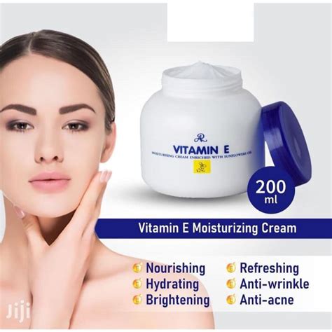 Moisturizer Hydrated Revitalized Vitamin E Moisturizing Cream 200 Ml