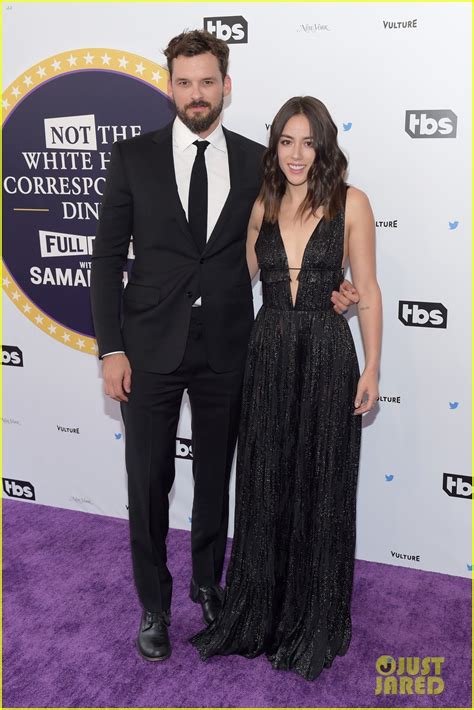 chloe bennet and austin nichols split after nearly four years of dating exclusive photo 3923797