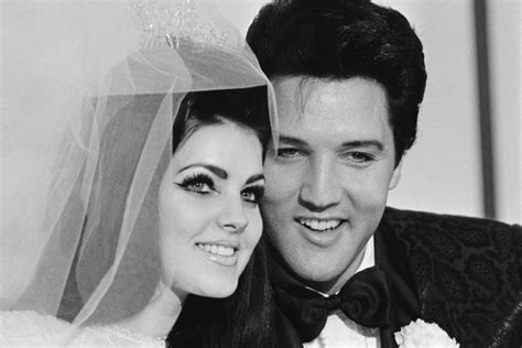 the time elvis presley got his girlfriend pregnant while he was married