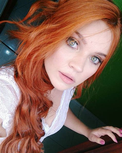 Pin By Amber On Realms And People In Beautiful Redhead Redheads