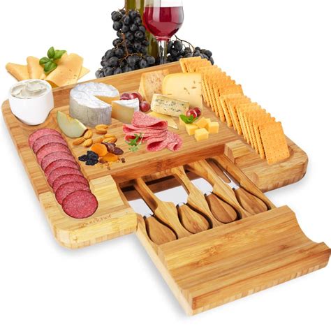 Kitchen Accessories Wooden Food Tray Board Delicatessen Plate For Fruit