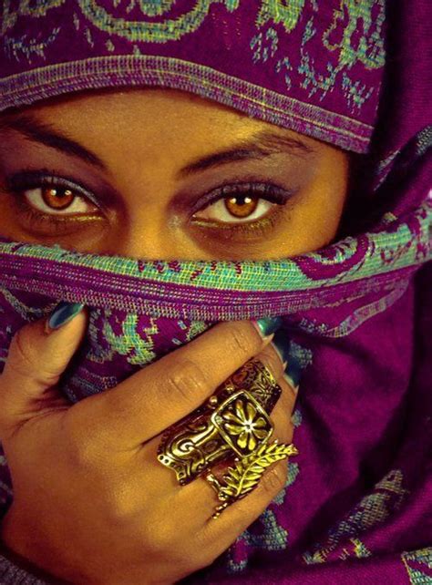 Who Are The Tuareg People Tuareg People Sahara Desert الطوارق