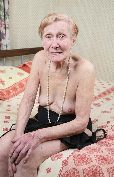 Granny Cute Xxx Pics And Mature Sex Aged Sluts Old Lady Exposed Boobs