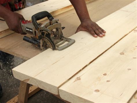 When you want to make a pine tabletop from narrow planks, you usually glue the planks together in a procedure called lamination. How to Build a Reclaimed Wood Dining Table | how-tos | DIY