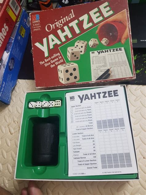 Vintage Yahtzee Boardgame Hobbies And Toys Toys And Games On Carousell