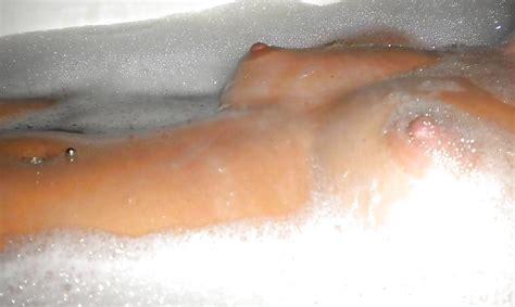In Vasca In Bathtub Porn Pictures Xxx Photos Sex Images 751961 Pictoa