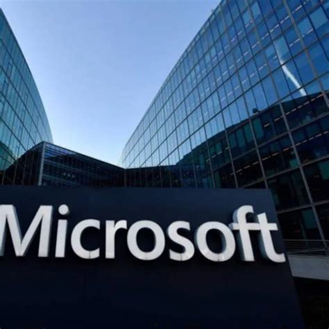 Microsoft Desplaza A Apple Como La Empresa Cotizada Más Valiosa Del