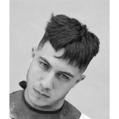 In this video, mc will be demonstrating how to create a medium to low fade, leaving the front long.interested in buying the straight razor mc uses to cut. 100+ Layered Haircuts For Men with Straight or Wavy Hair