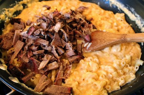 Smoked Beef Brisket Skillet Mac And Cheese With Horseradish Cheddar