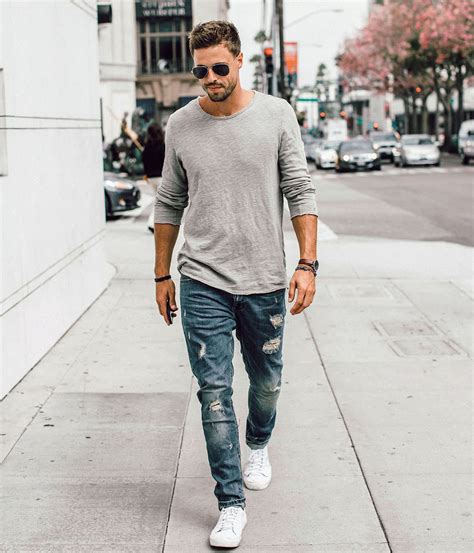 Casual Style Guide For Men 7 Pro Tips To Look Great 2019 Updated
