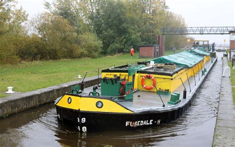 First Commercial Barge Deliveries To Leeds In 20 Years Touted As Green