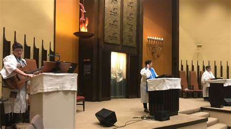 Texas Rabbis Rethink Approach To Jewish High Holidays