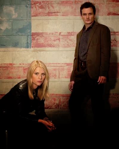 Homeland Claire Danes And Rupert Friend Carrie And Quinn Photo