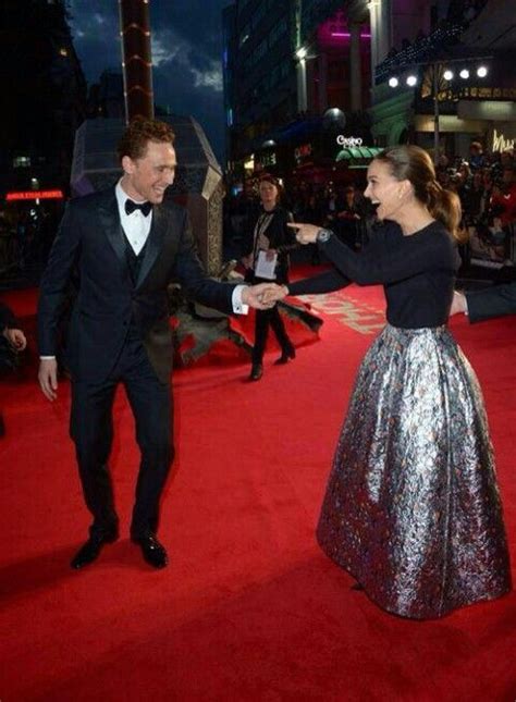 Tom hiddleston has a towering height of is 188 cm and in feet inches, his height is 6'2. Sarah Hiddleston India - Web Lanse