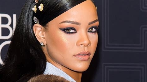 Rihanna Just Posted A Huge Teaser For Her Makeup Line Fenty Beauty Glamour
