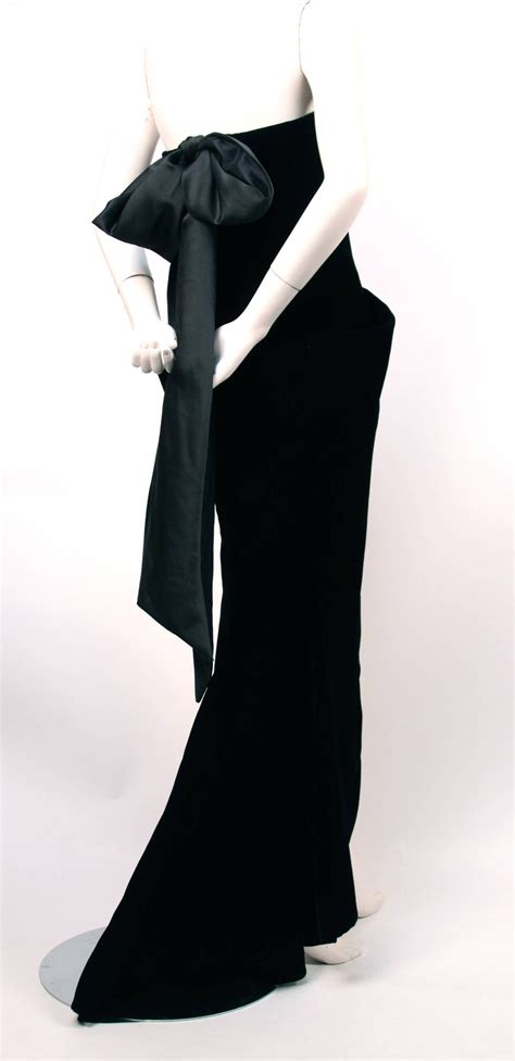 1986 Christian Dior Haute Couture Black Velvet Strapless Gown At 1stdibs