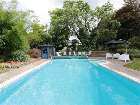Found near to the english/welsh border with a colourful history including roman settlers and norman invaders, this cosy town holds interest for all. PENTRE COURT, outdoor swimming pool, Abergavenny - UPDATED ...