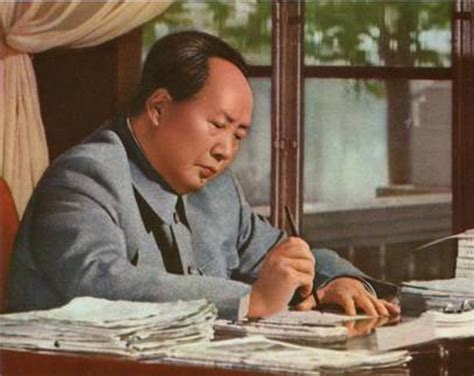 Hace años nació en Hunan el timonel de la Revolución China Mao Tse Tung PSUV
