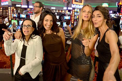 Girlfriends Guide To Divorce Season 2 Preview