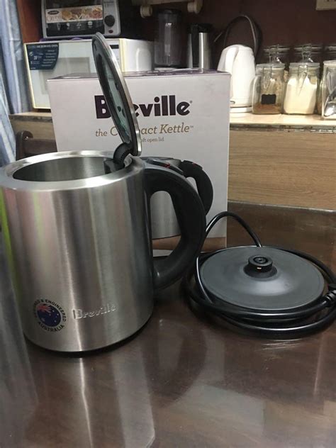 Breville Compact Kettle Tv And Home Appliances Kitchen Appliances