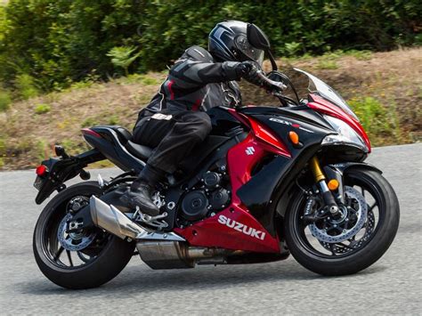 The Fully Faired Gsx S1000f Abs Is One Of Three Street Oriented Liter