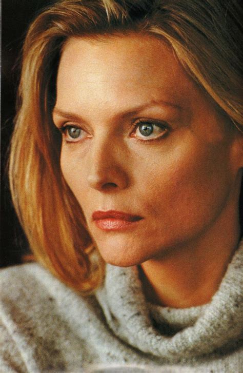 Michelle Pfeiffer As Claire Spencer In The Movie What Lies Beneath Michelle Pfeiffer