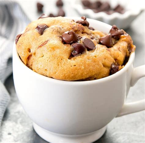Chocolate chip mug cookie is a quick sweetness with a minimum of ingredients and a minimum of your time. Resultado de imagen de mug cake de cookies
