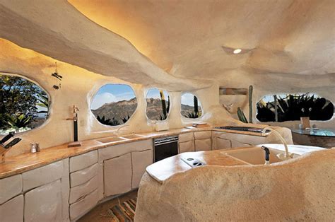 Suprisingly Beautiful Flintstones Romantic Retreat House In Malibu