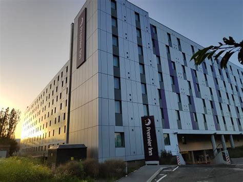 Premier Inn London Heathrow Airport Terminal 4 Hotel Updated 2024