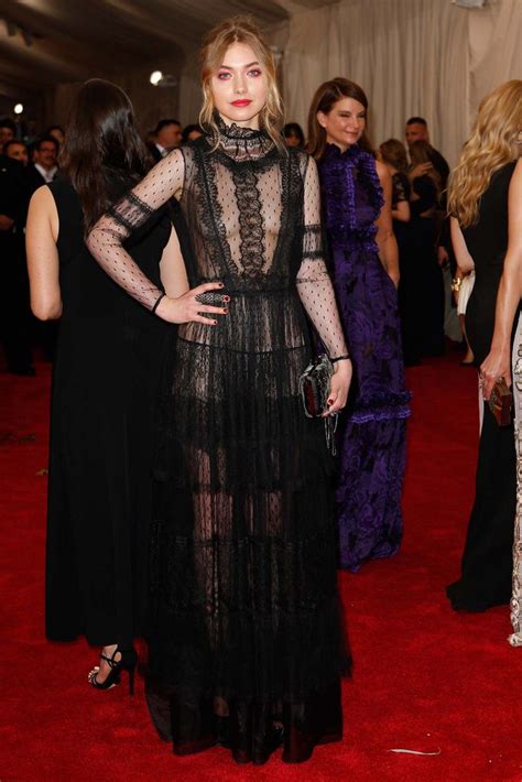 Imogen Poots Met Gala All About Fashion Passion For Fashion Fashion Photo Fashion Looks