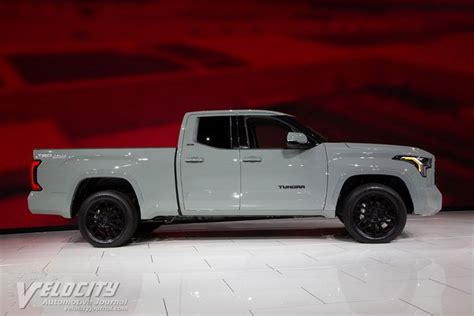 2023 Toyota Tundra Double Cab Pictures